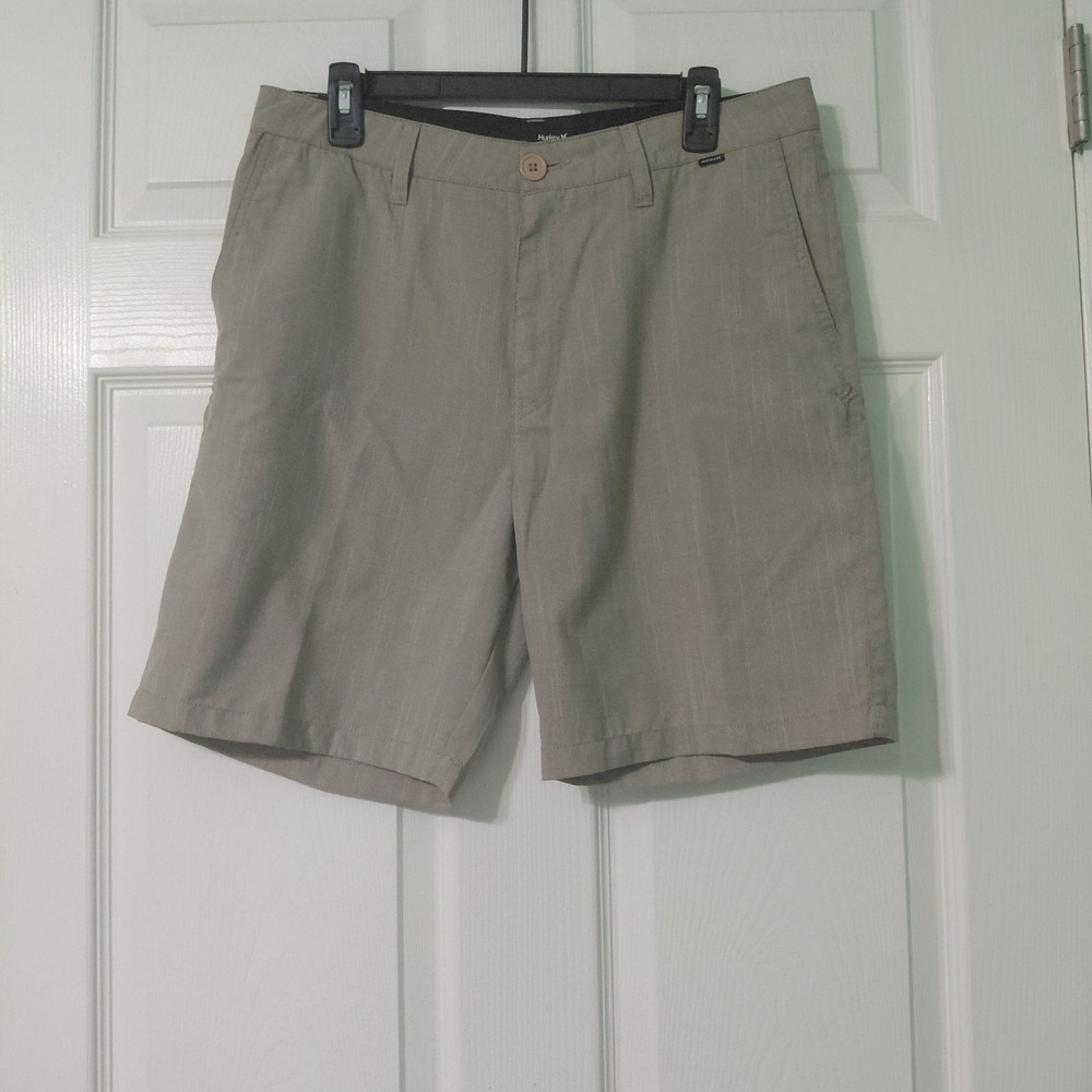 Hurley Shorts Mens 32 khaki Chino Flat Front Casual Stretch Outdoors